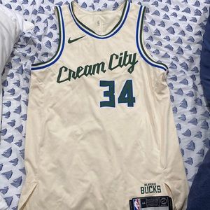 Giannis Antetokounmpo Cream City Nike Vaporknit Jersey